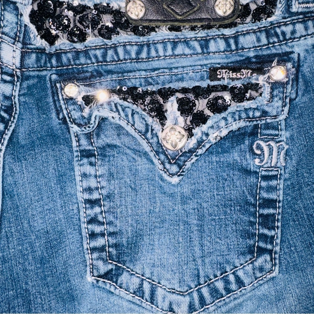 Miss Me Boot Cut Blue Jeans size 33 with Black Details - Picture 5 of 13